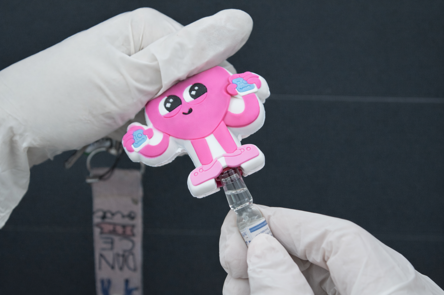 Ampulopener – Cartoon Hart