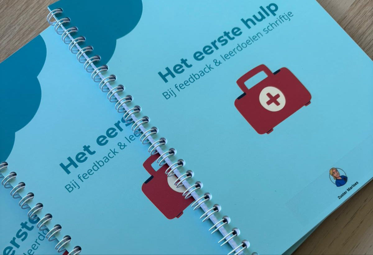 Het eerste hulp bij leerdoelen en feedback schriftje
