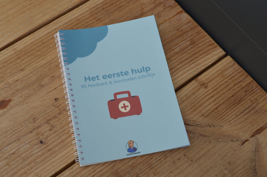 Het eerste hulp bij leerdoelen en feedback schriftje