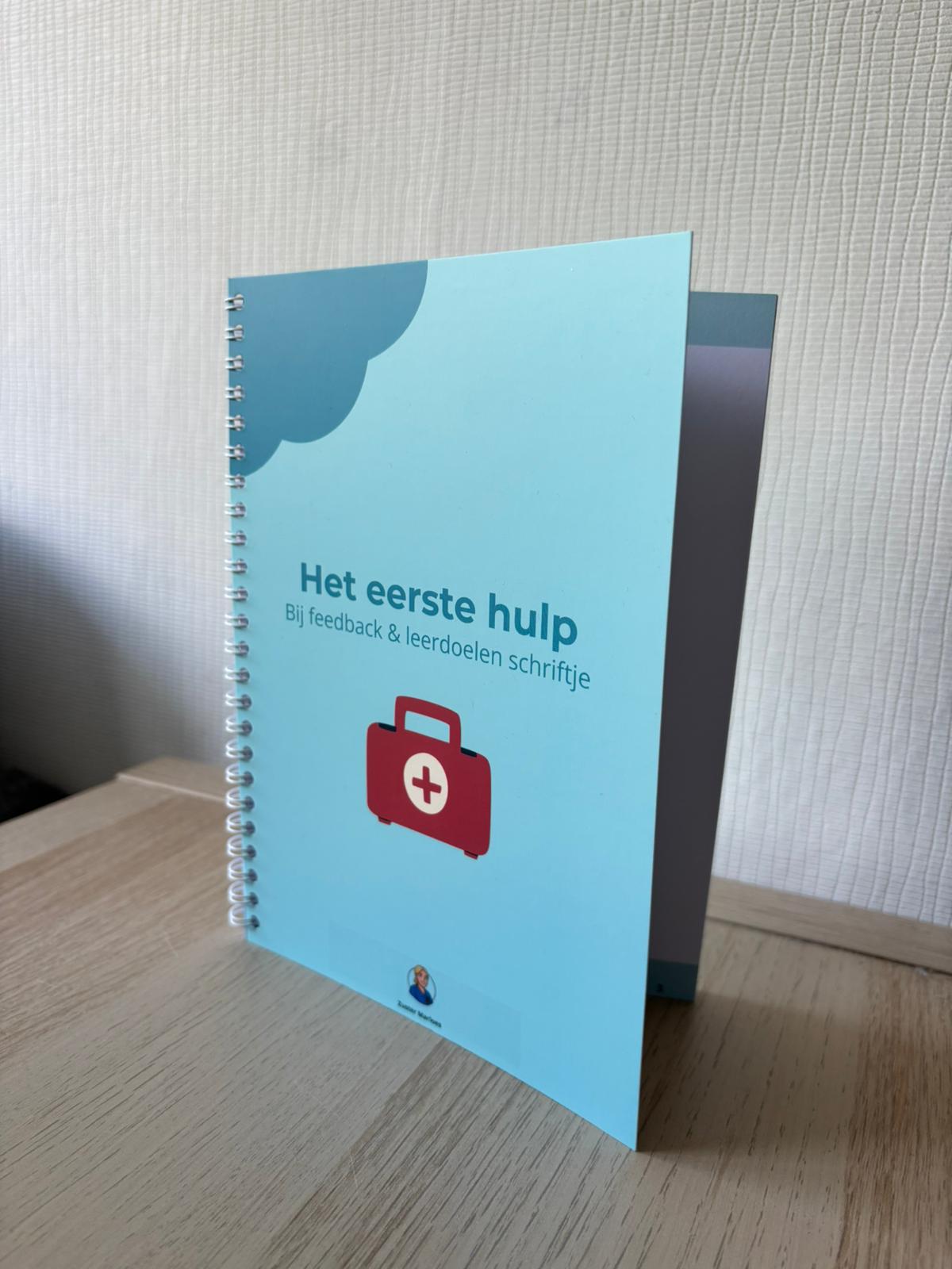Het eerste hulp bij leerdoelen en feedback schriftje